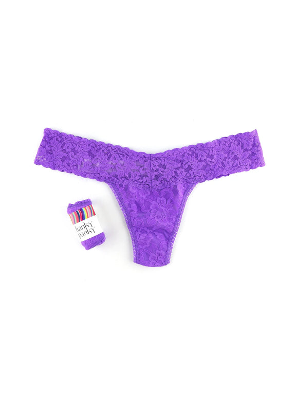 Hanky Panky Signature Lace Low Rise Thong - Packaged 4911p