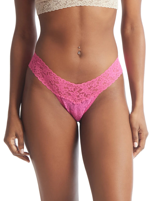 Hanky Panky Signature Lace Low Rise Thong - Packaged 4911p