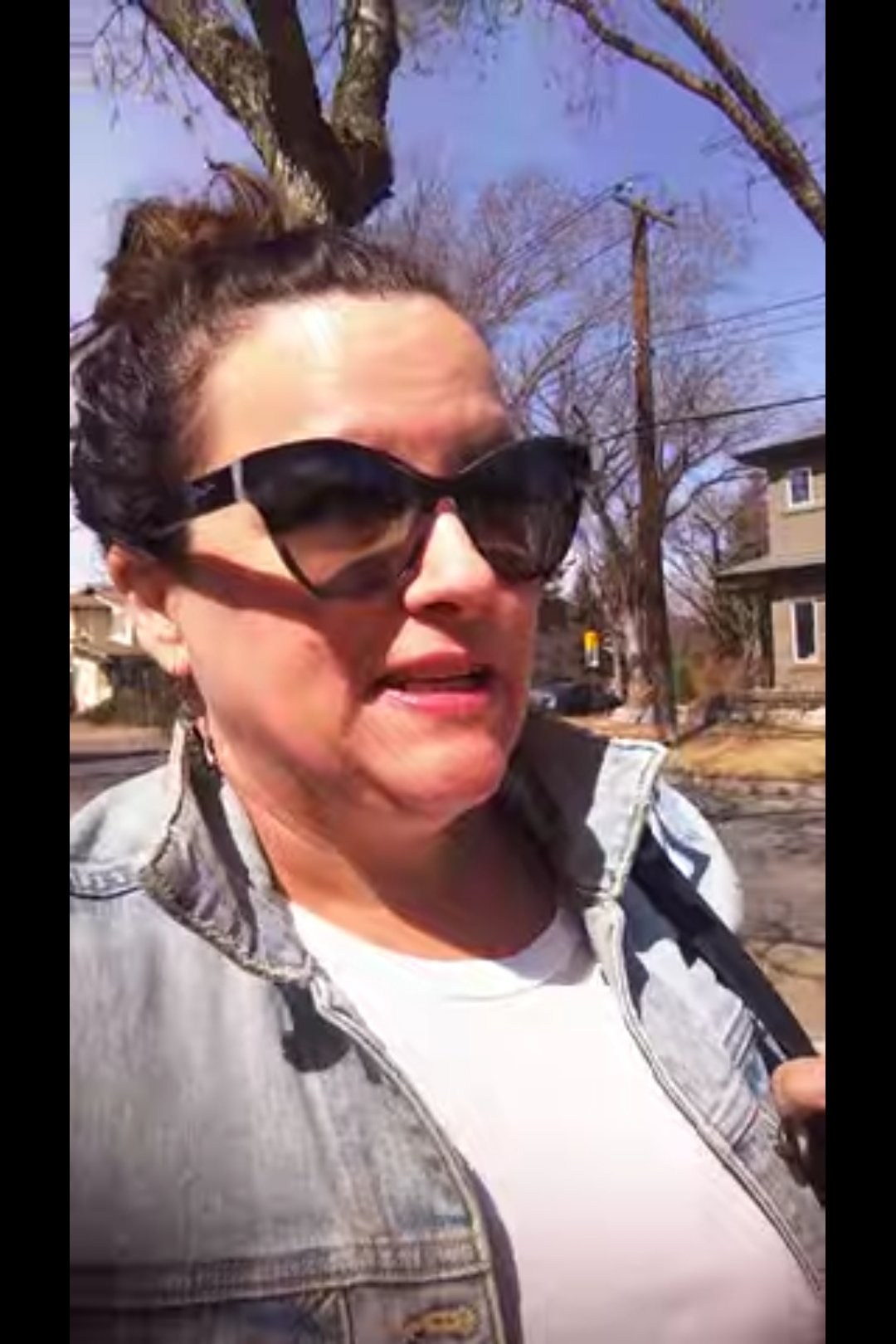 Tannis doing her #porchsanta drop offs - My Filosophy