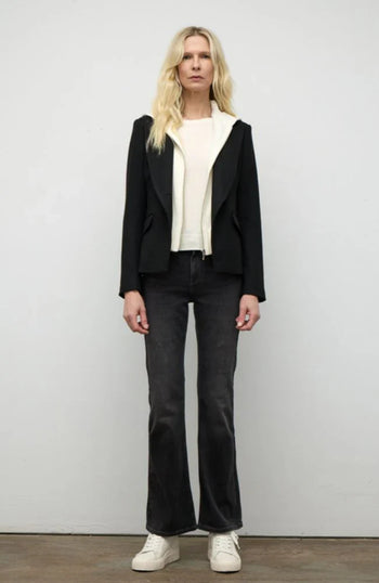 Women Jackets & Blazers