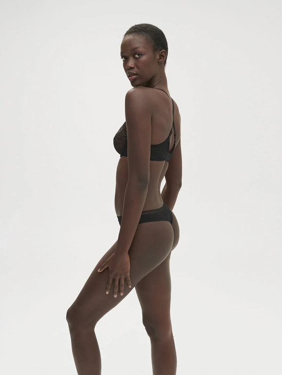 Simone Perele Comete Tanga