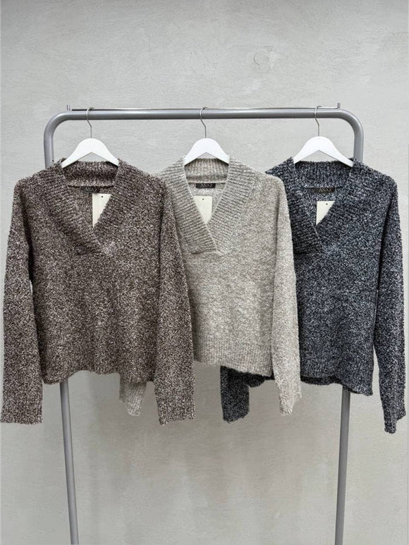 Flecked V-Neck One Size Sweater