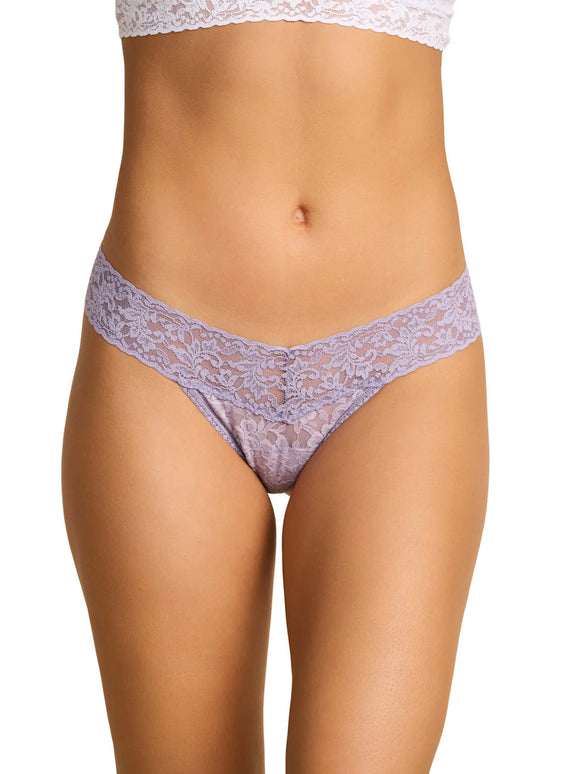 Hanky Panky Signature Lace Low Rise Thong - Packaged 4911p