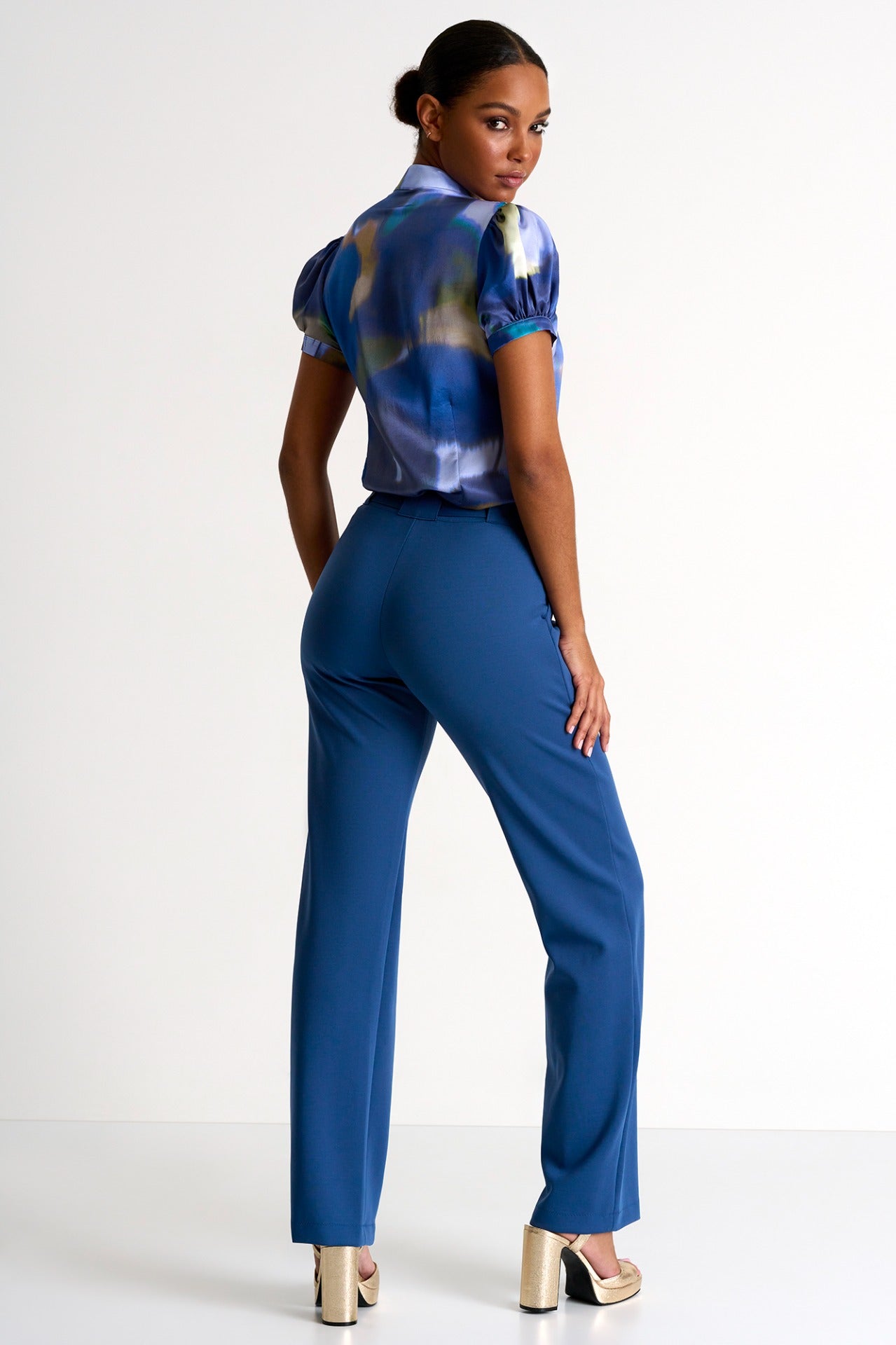 Shan Elegant Belted Trousers