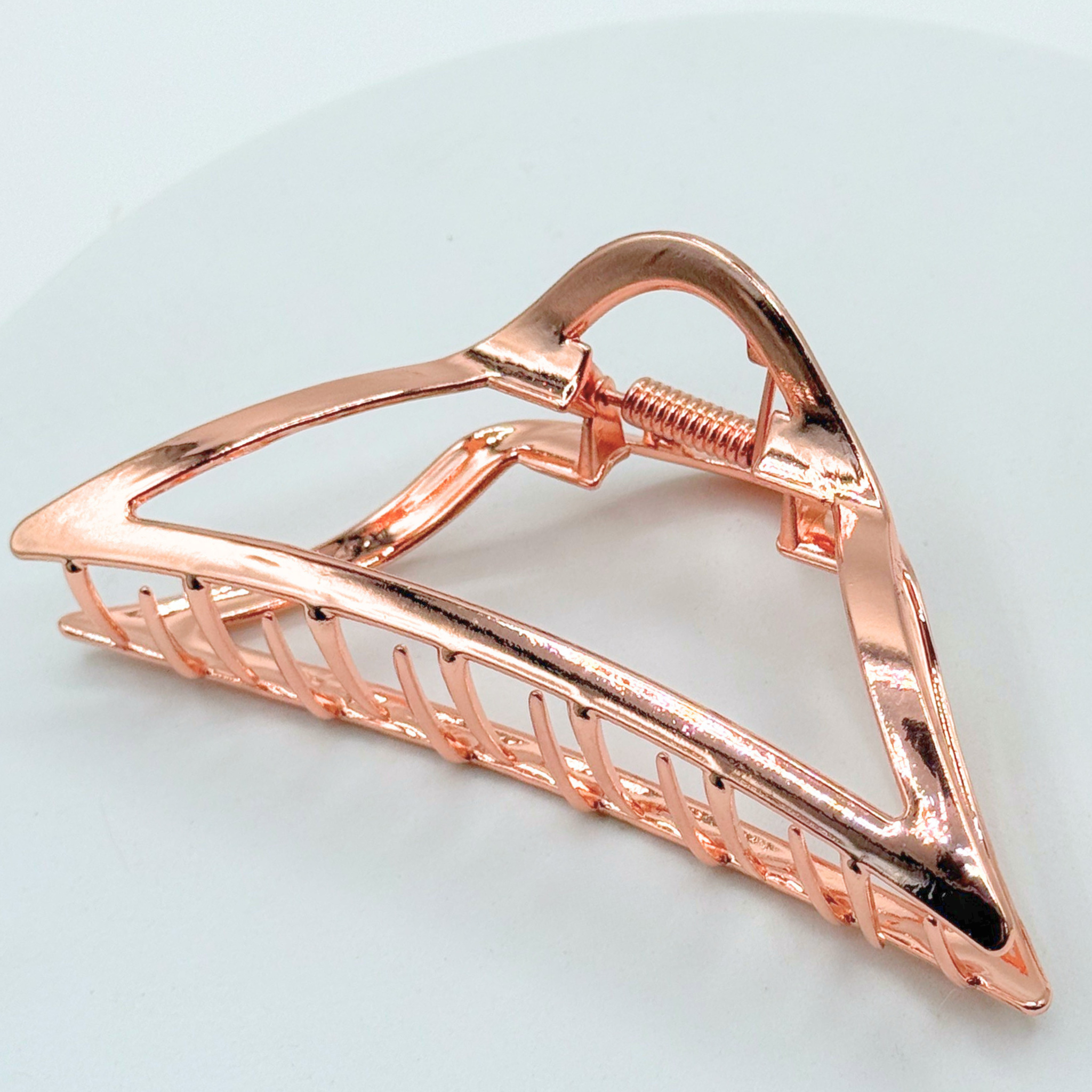 Aeri Metal Hair Claw Clips