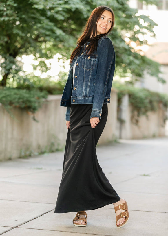 Inherit Clarise  Premium Knit Maxi Skirt