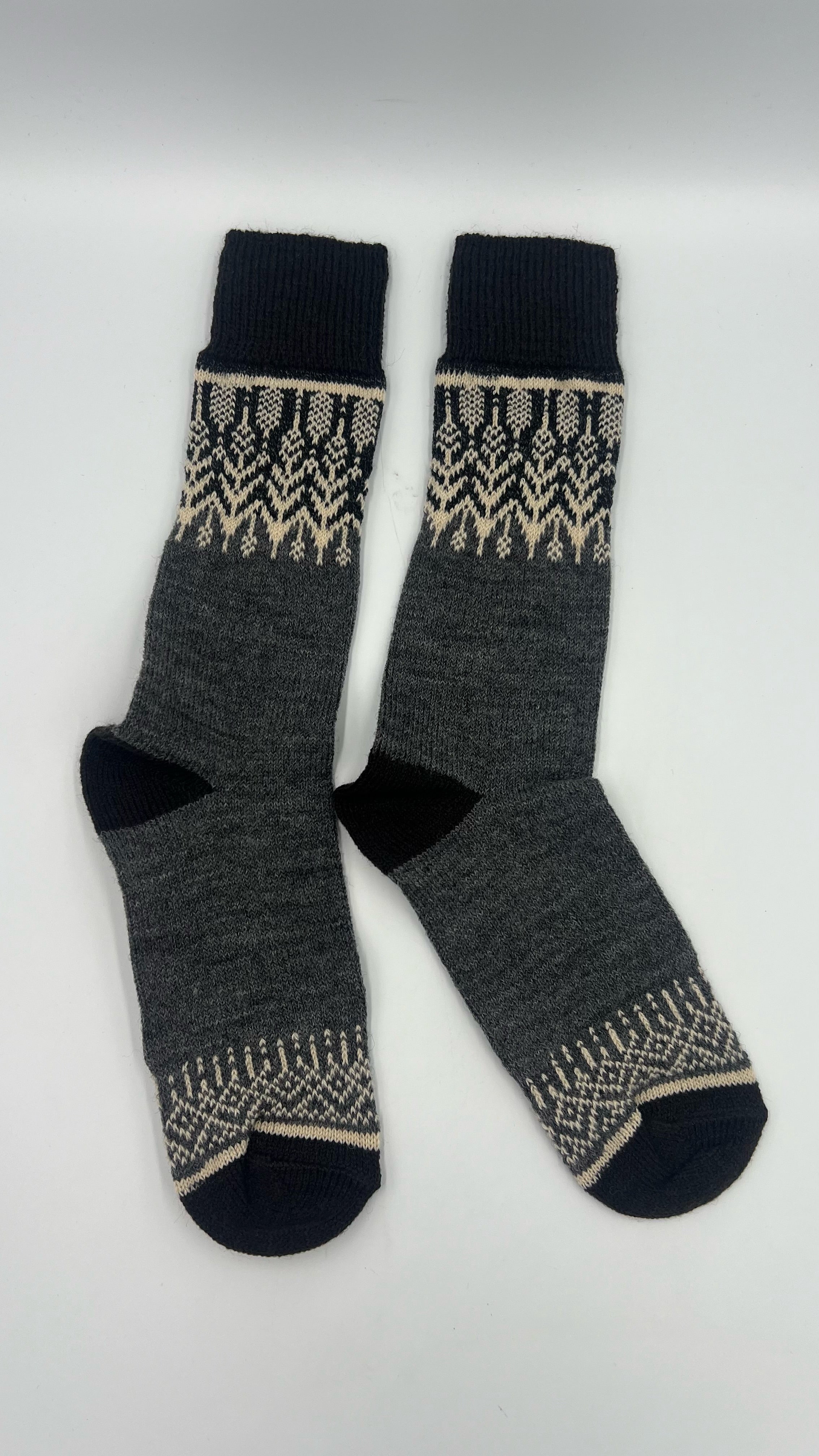Nordic Socks Merino Wool in PERFORM™  - Unisex (Grey + Brown)