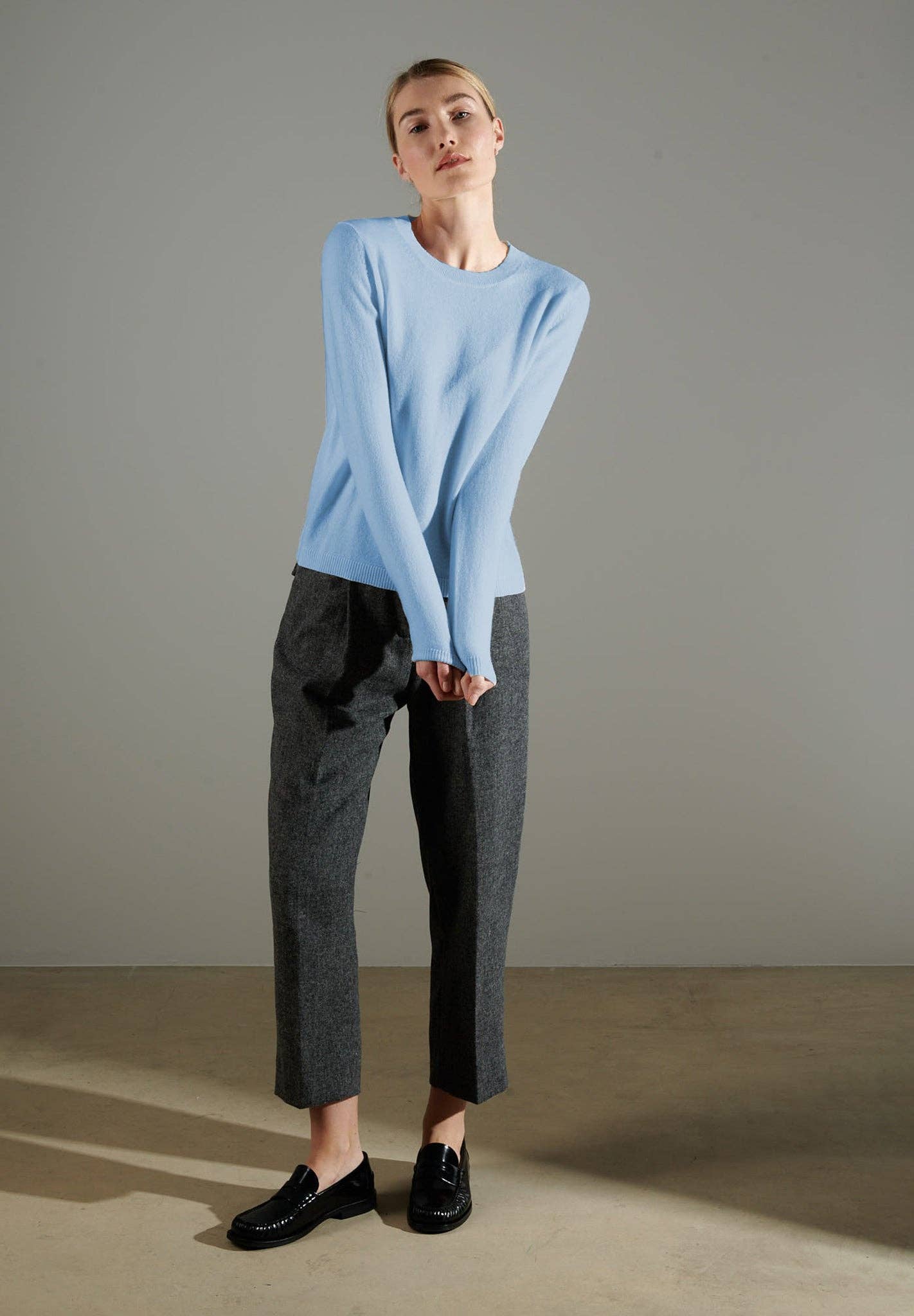 Studio Cashmere NAMI 4 Sky blue cashmere crew neck sweater