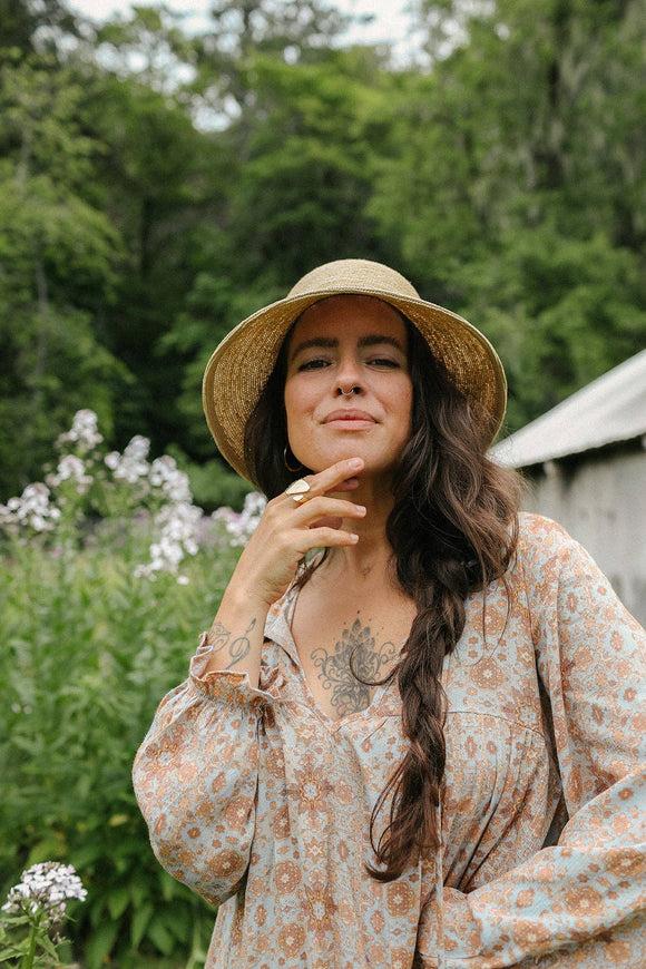 West Von Daphne Raffia Straw Bucket Hat| Natural