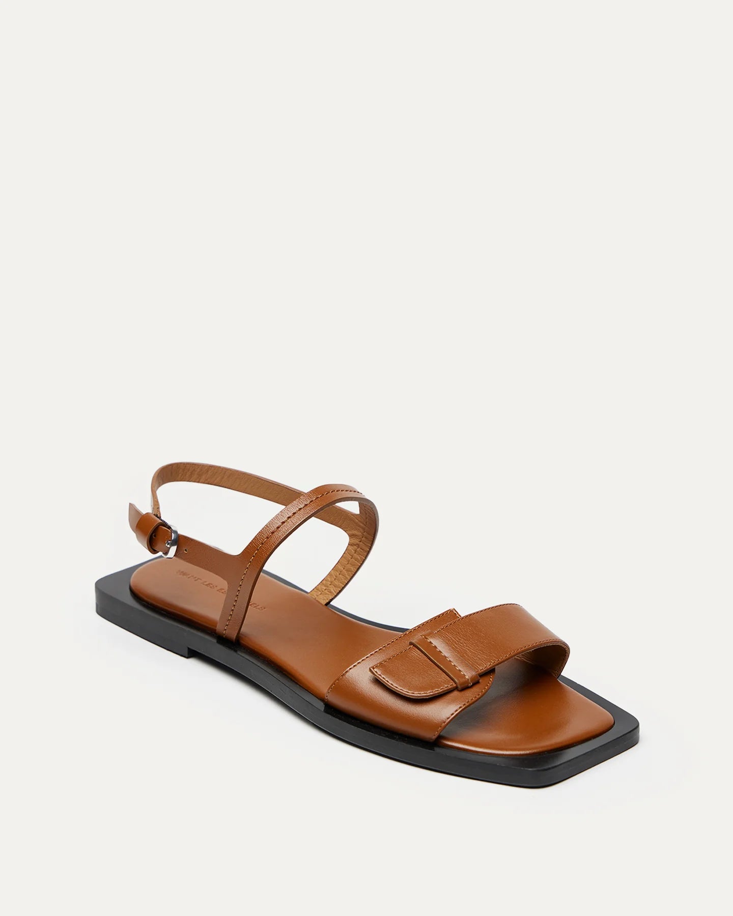 Want Les Essentiels Holton Smooth Leather Flat Sandal