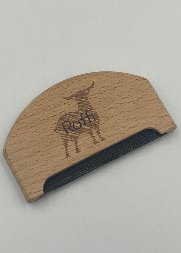 Raffi Sweater Comb