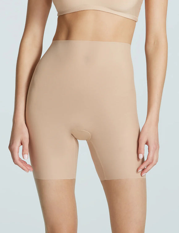 Commando Featherlight Control Short