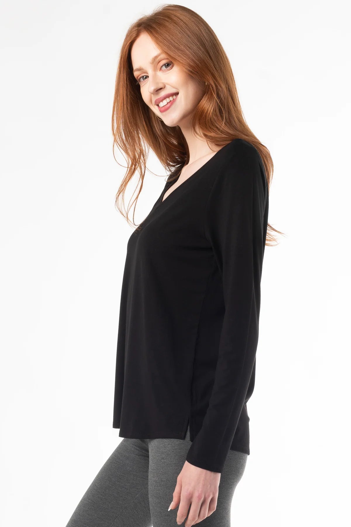 Terrera Elvy Long Sleeve V-Neck Top