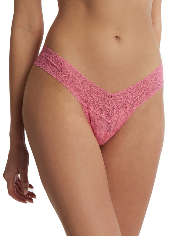 Hanky Panky Signature Lace Low Rise Thong - Packaged 4911p