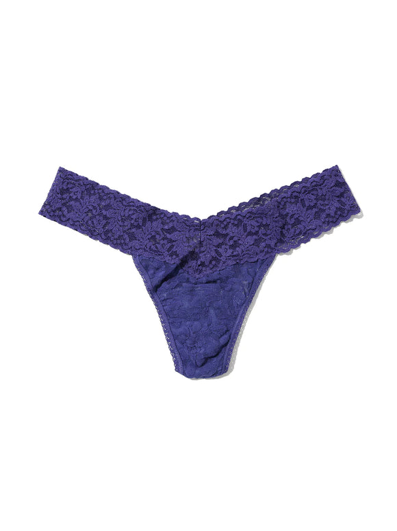 Hanky Panky Signature Lace Low Rise Thong - Packaged 4911p