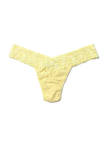 Buy its-bananas Hanky Panky Signature Lace Low Rise Thong - Packaged 4911p