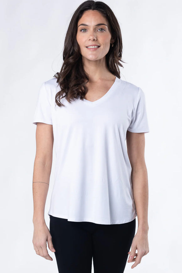 Terrera V-Neck Tee