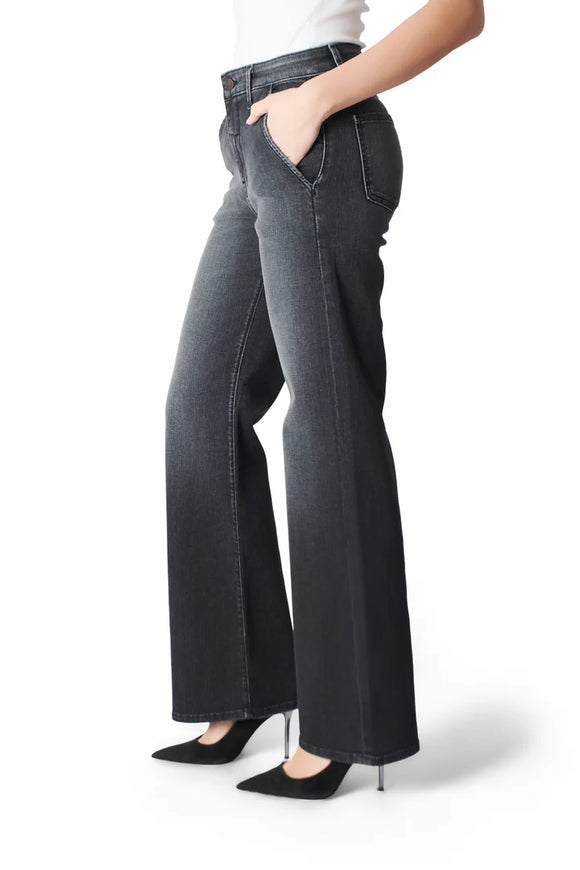 Fidelity Katie Flare