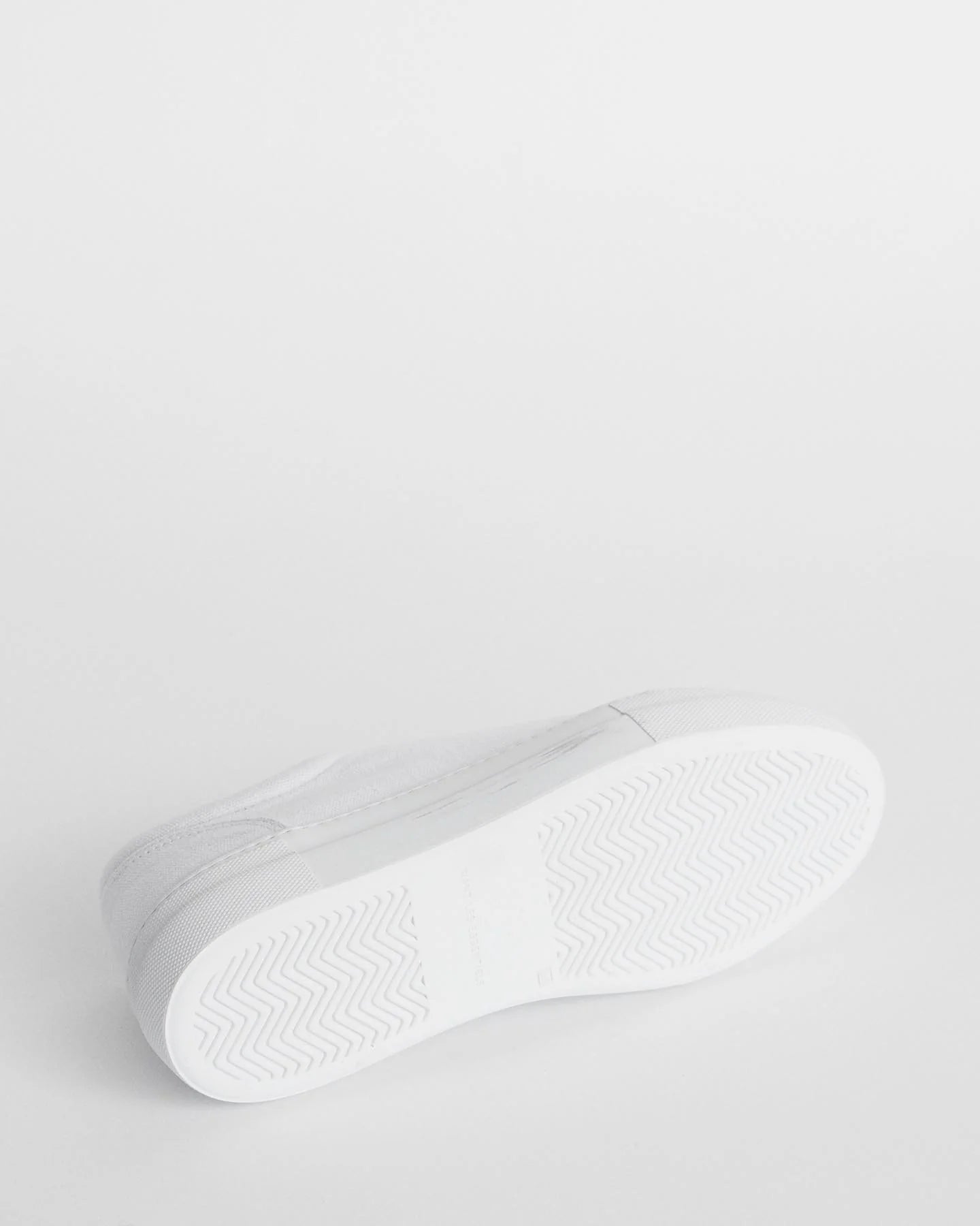 Want Les Essentiels LaLibela 2.0 Sneaker