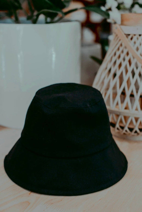West Von Brady Short Brim Bucket Hat
