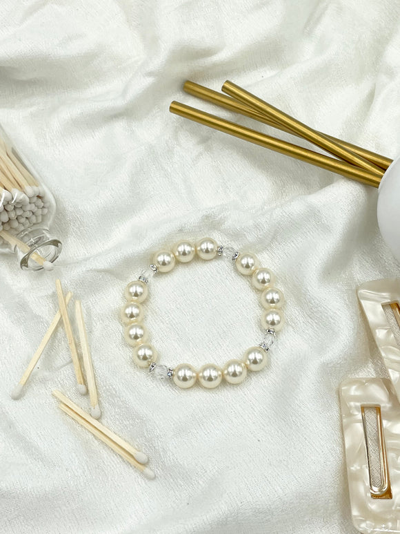 Joanna Bisley Pearl with Crystal and Silver Rondelles