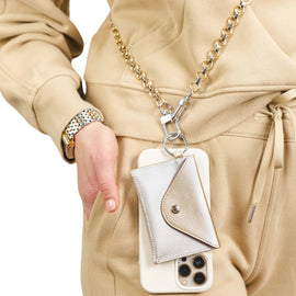 Oventure The Hook Me Up™ Crossbody - My Filosophy