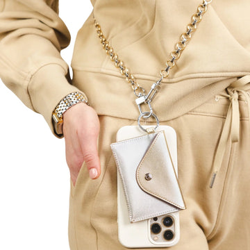 Oventure The Hook Me Up™ Crossbody - My Filosophy