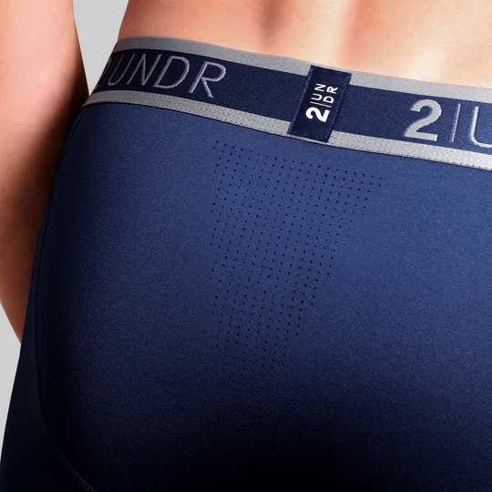 2UNDR Sport Shift Trunk